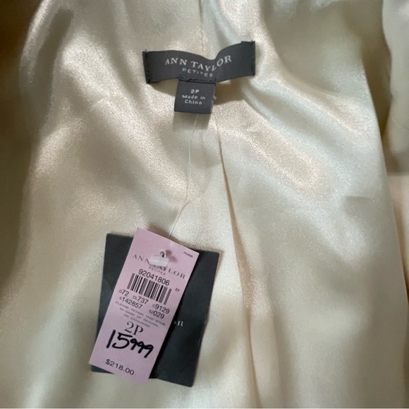 Ann Taylor Women Silk Coat Size 2P - Picture 6 of 14